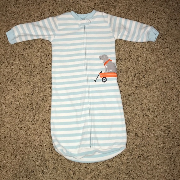 Fleece wearable blanket - Picture 1 of 2